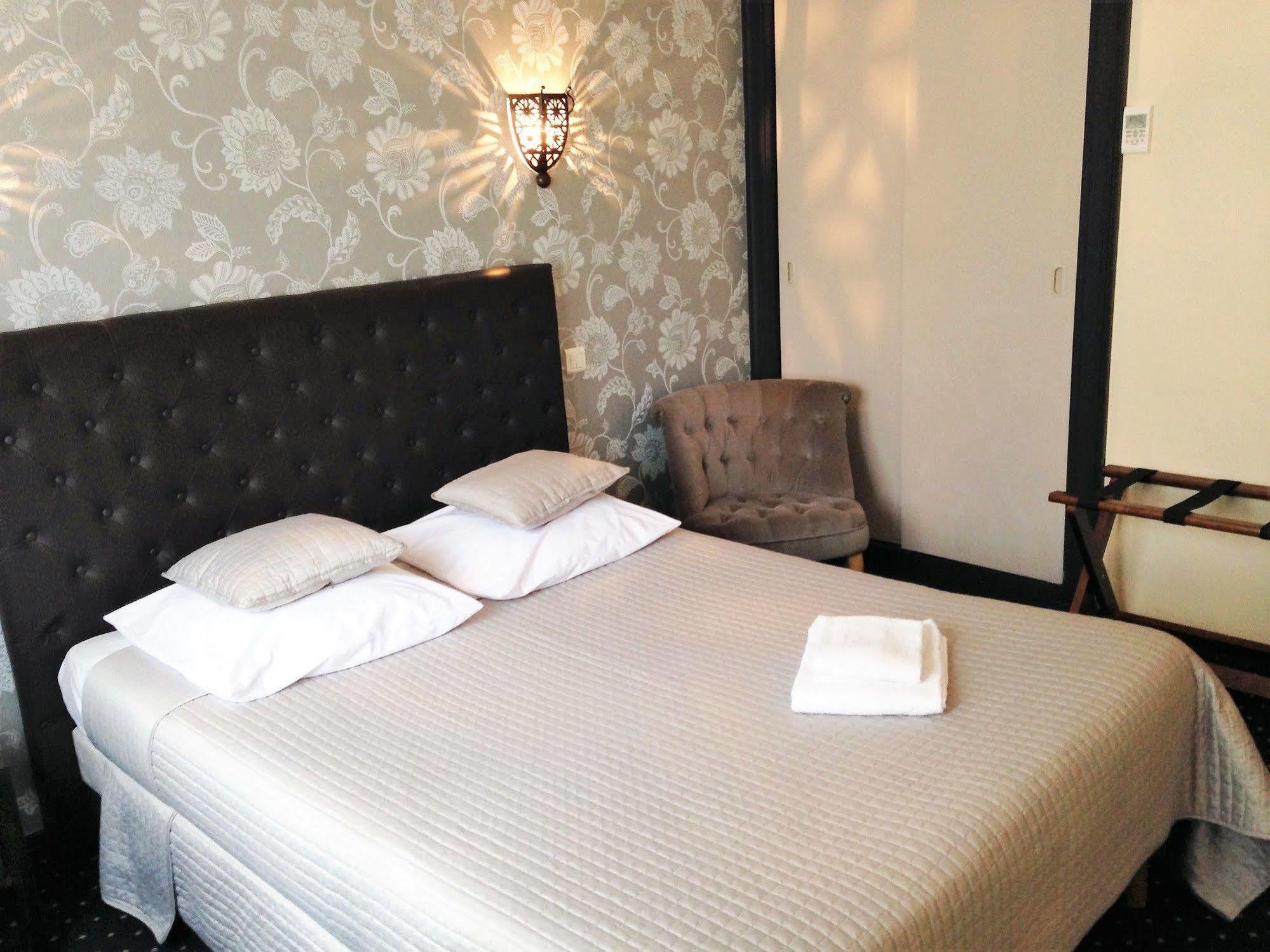 Hotel De France Бержерак Екстериор снимка